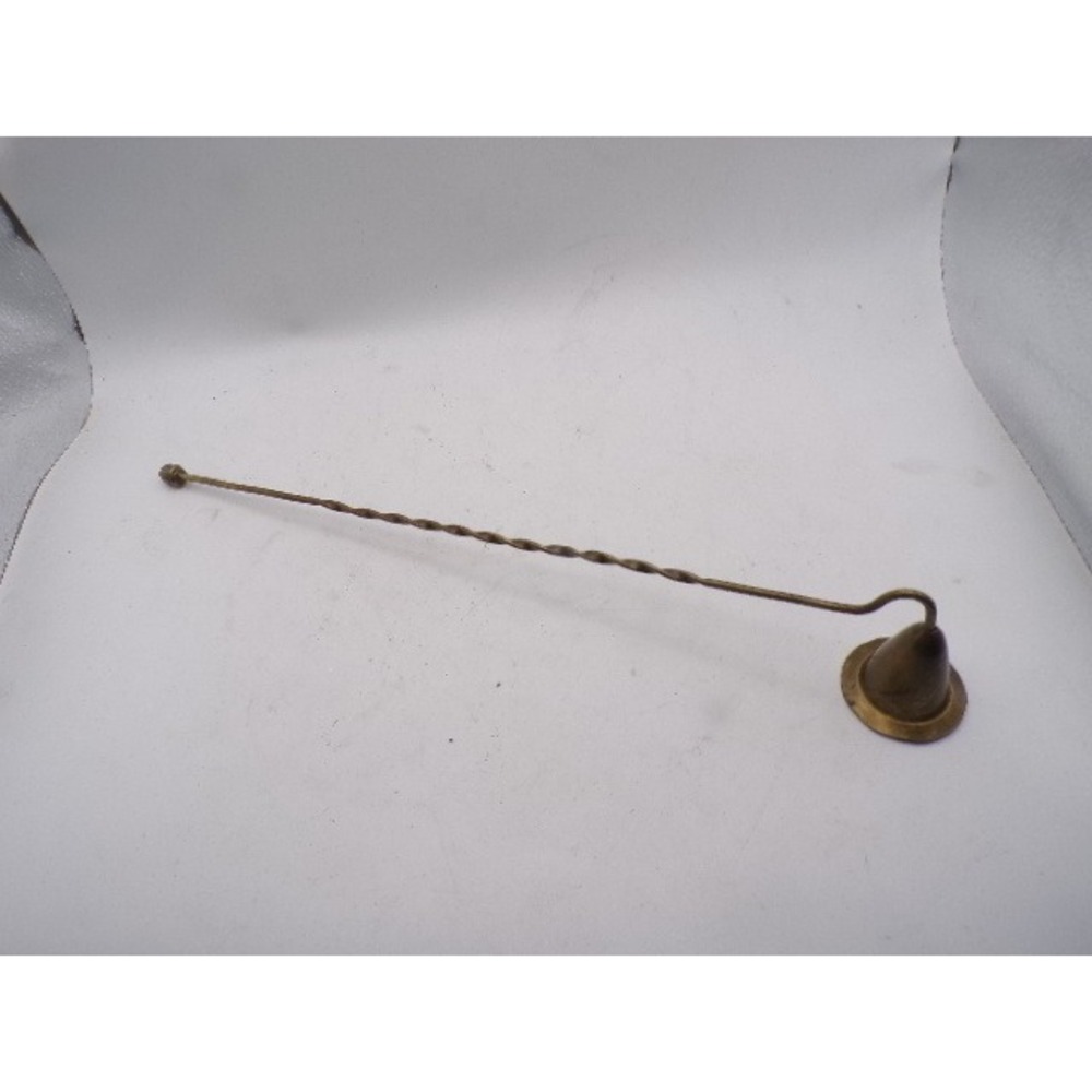 Vintage Brass Candle Snuffer Twisted‎ Long Handle Bell Shaped Flame Extinguisher